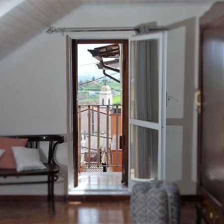 Domus Tua Bed & Breakfast Pietrelcina Exterior foto