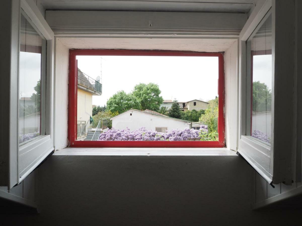 Domus Tua Bed & Breakfast Pietrelcina Exterior foto