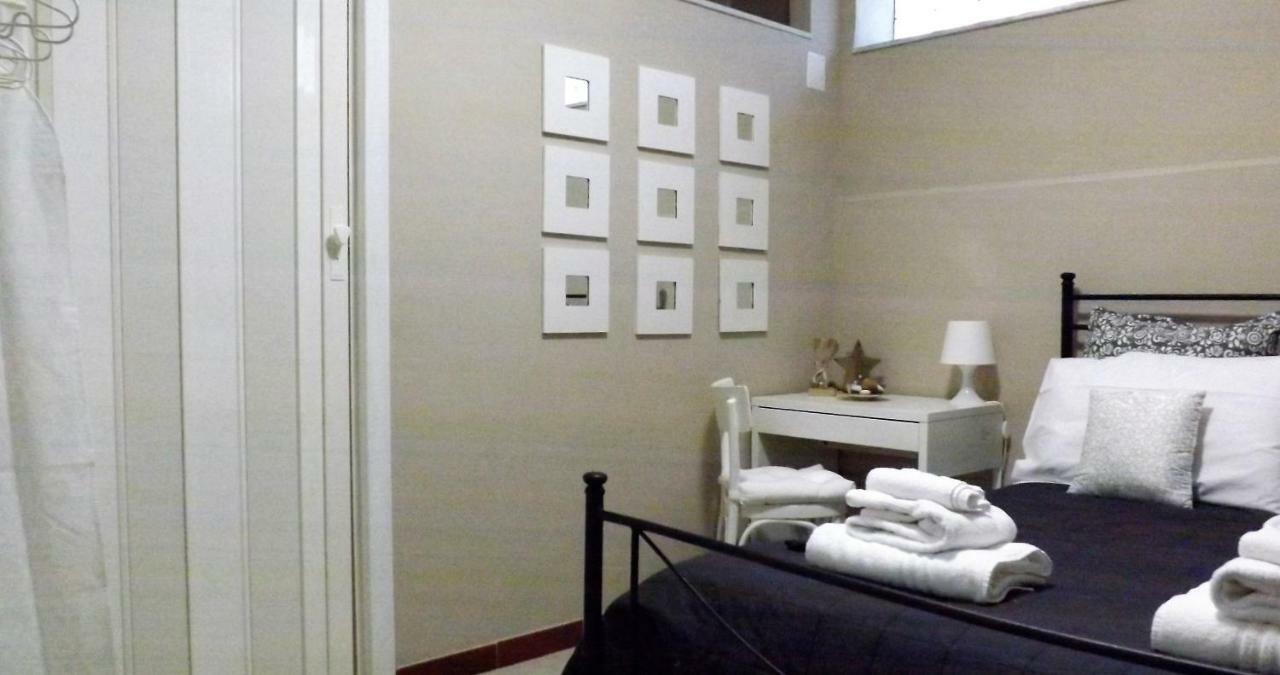 Domus Tua Bed & Breakfast Pietrelcina Exterior foto