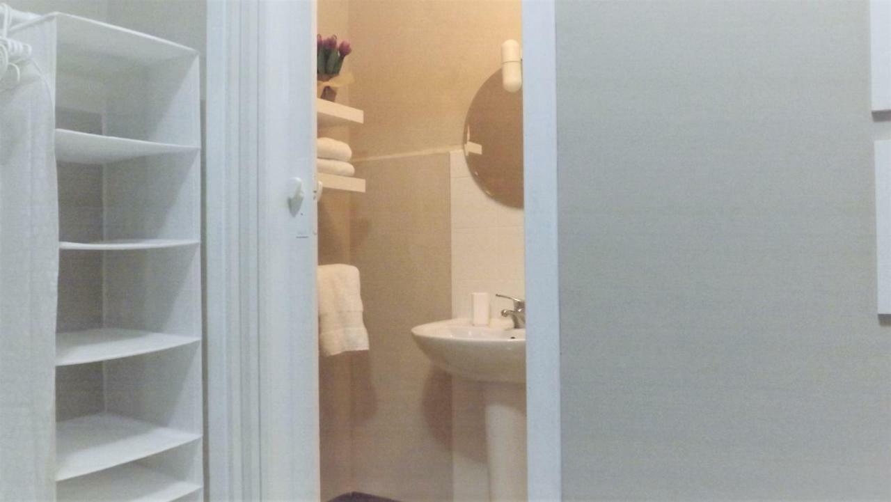 Domus Tua Bed & Breakfast Pietrelcina Exterior foto